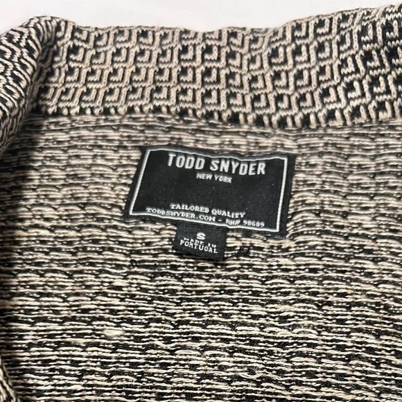 Todd Snyder Italian geometric pattern camp collar size small - Picture 11 of 11